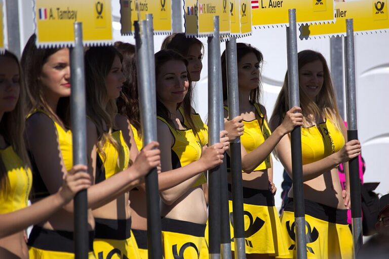 F1 grid girls, deutsche post uniforms