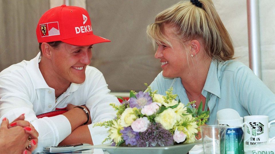 A heartfelt look at Michael Schumacher’s love for his family, featuring his most touching quotes about his wife, children, and the importance of family in his life