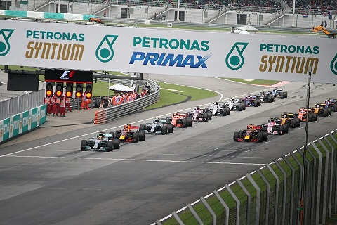 Sepang F1 Race in 2017 race start